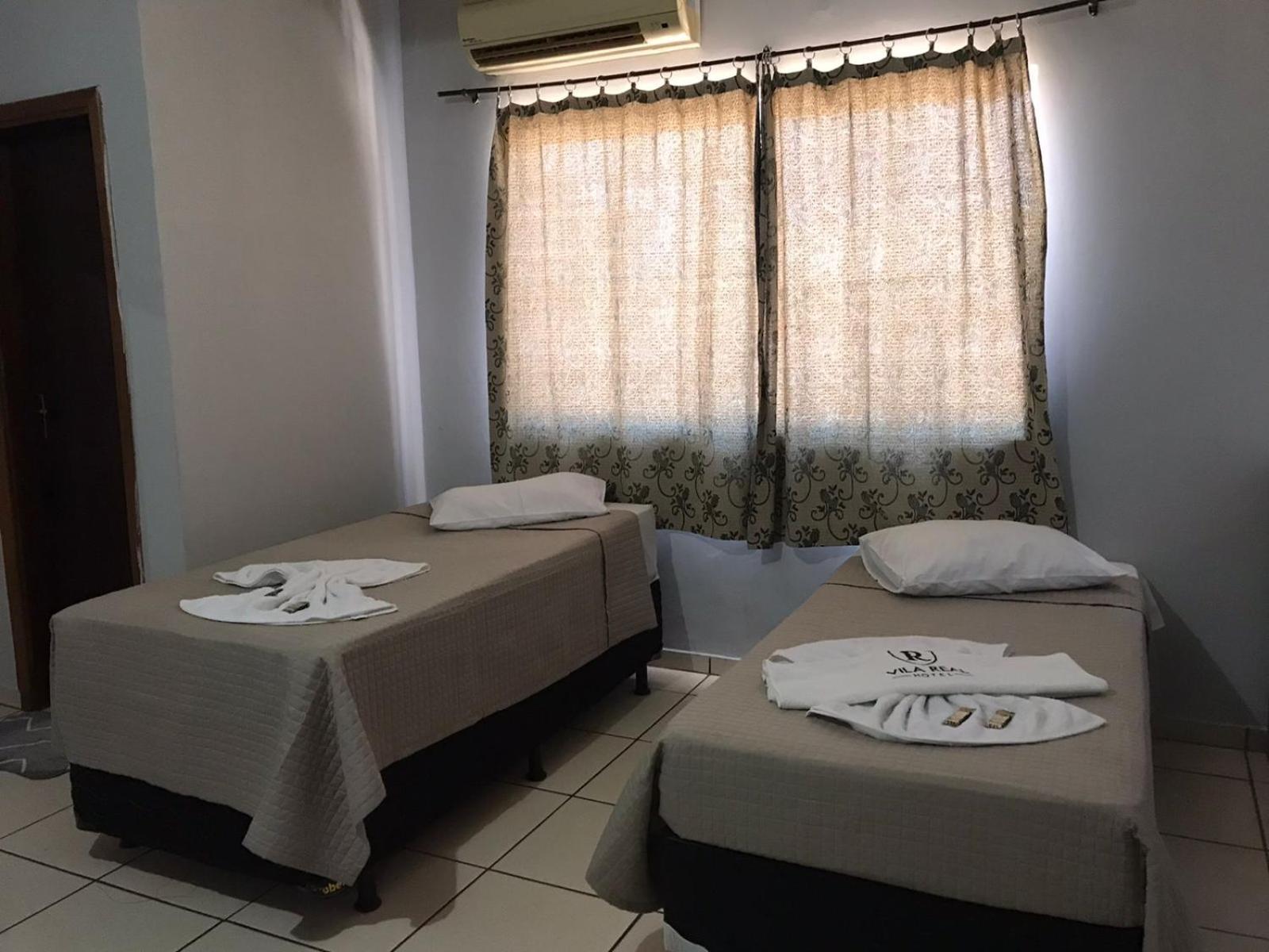 Hotel Vila Real Dourados Luaran gambar